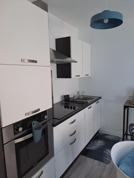ביניק Charmante Petite Maison A 2 Pas De La Mer Maison 6 מראה חיצוני תמונה