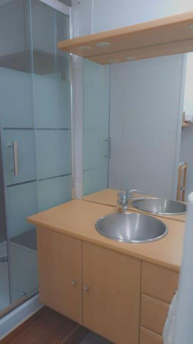 ביניק Charmante Petite Maison A 2 Pas De La Mer Maison 6 מראה חיצוני תמונה